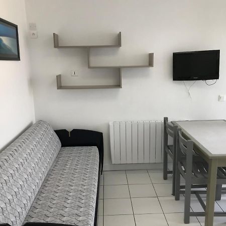 Appartement Rez de jardin piscine et plage à Trévou-Tréguignec Extérieur photo