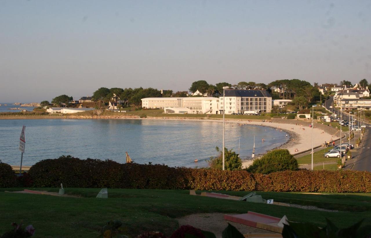 Appartement Rez de jardin piscine et plage à Trévou-Tréguignec Extérieur photo