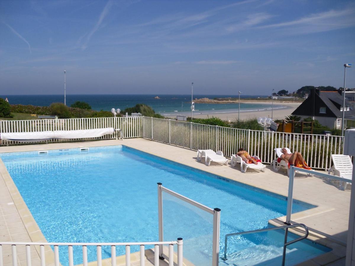 Appartement Rez de jardin piscine et plage à Trévou-Tréguignec Extérieur photo