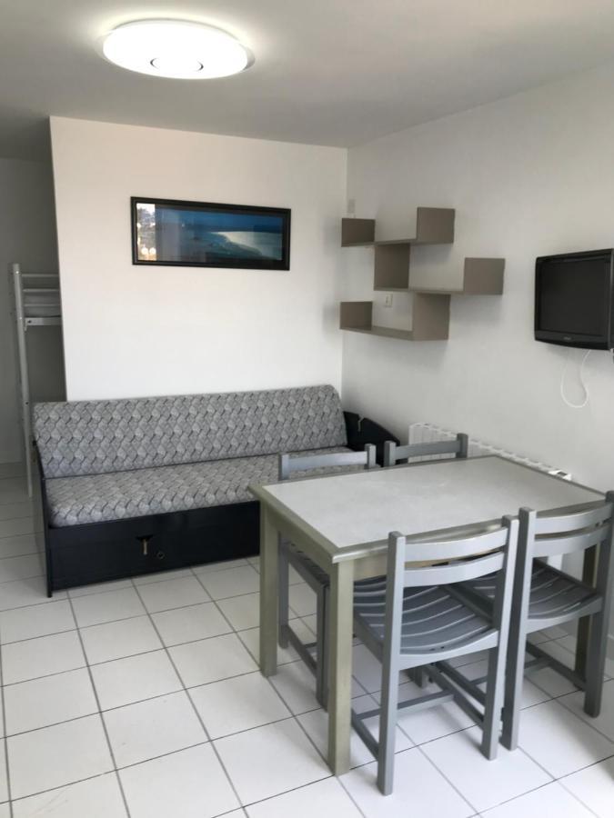 Appartement Rez de jardin piscine et plage à Trévou-Tréguignec Extérieur photo